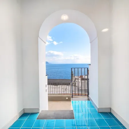 Gami Panoramic Sea View In 度假居